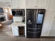 Photo - 15471 Victoria