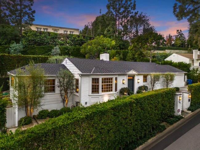 Photo - 163 Acari Dr