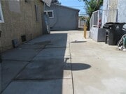 Photo - 3923 Normandie Ave