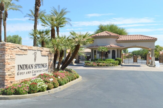 Photo - 3 Bedrooms and 2.5 Bathrooms
Home on 7th Tee!