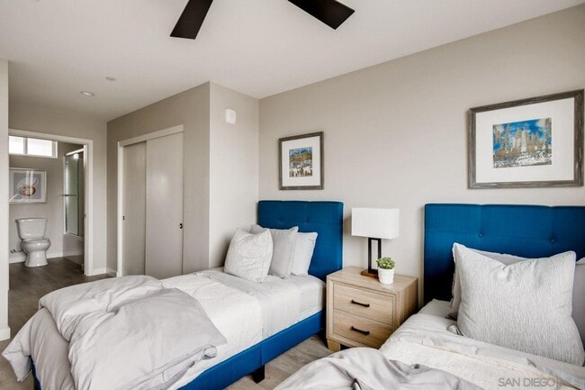 Photo - 3909 Voltaire St Unit 311