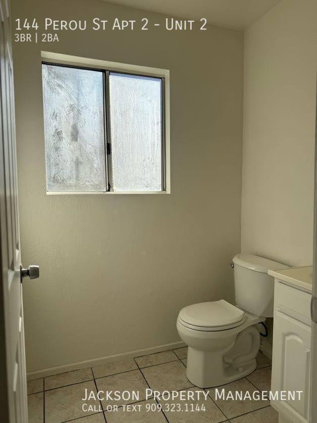 Photo - 144 Perou St Unit 2