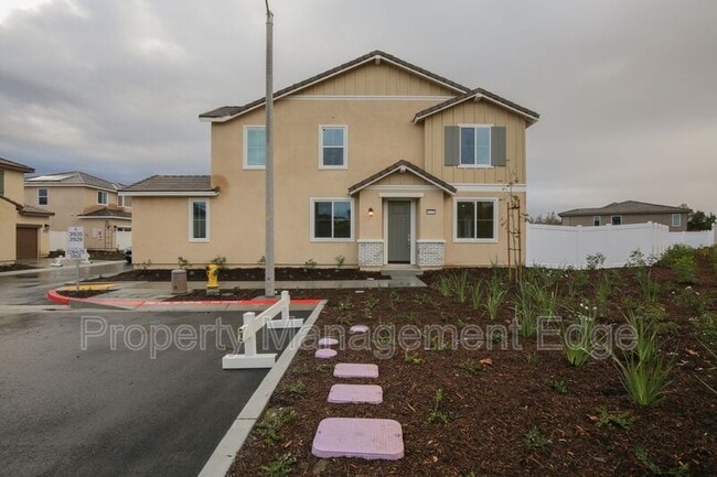 Photo - 31529 Cobalite Dr