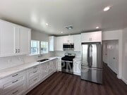 Photo - 1460 Ricardo St