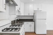2BD, 1BA - 850SF - Kitchen - 3900 Nicolet Ave Apartments