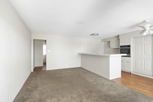 Photo - 909 N. Wilmington Blvd.