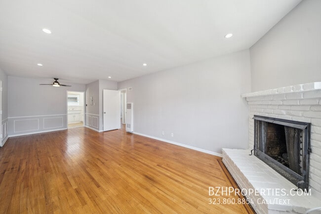 Photo - 5301 Vantage Ave Apartment Unit 5301.5