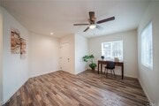 Photo - 803 E 89th St House