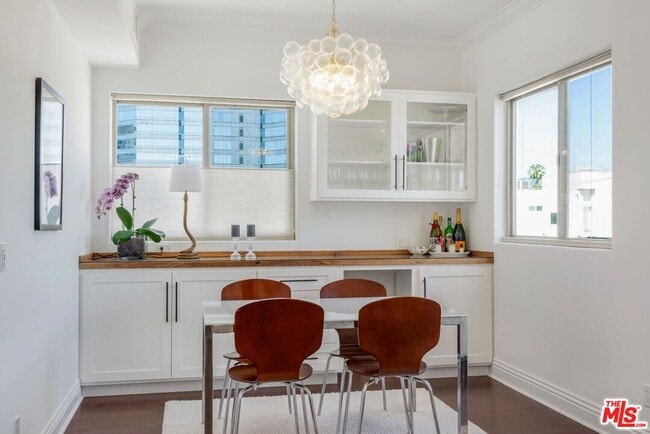 Photo - 1316 Amherst Ave Unit 402