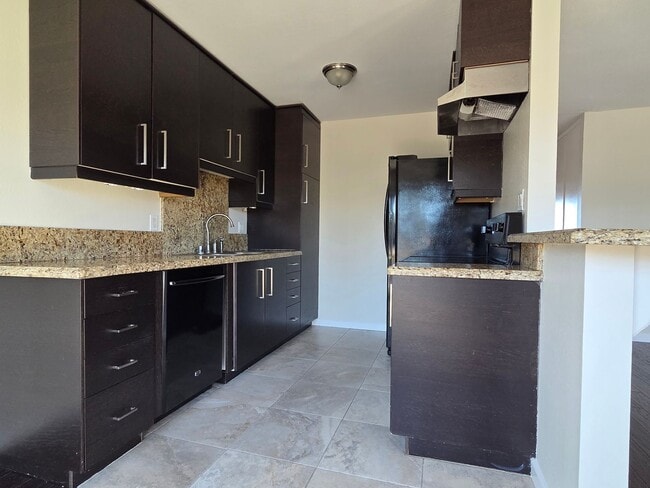 Photo - Live the Coveted Encinitas Lifestyle! Unit 5A