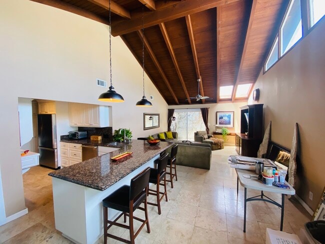 UNIT#B 3 BEDROOM - 105 E 35th St