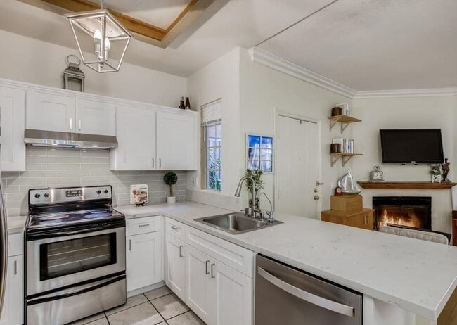 Photo - Charming Condo in Prime Location - Upgraded Kitchen, Abundant Amenities, and Award-Winning Schools! Unit 1211