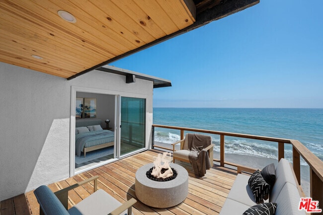 Building Photo - 25154 Malibu Rd Unit 1 Rental