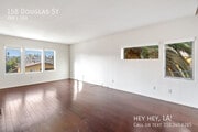 Photo - 158 Douglas St