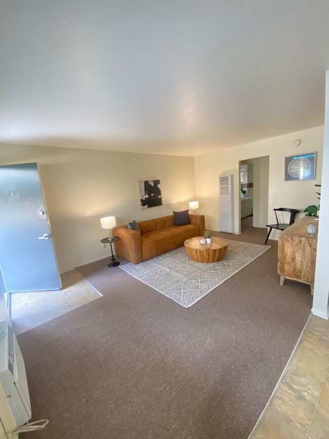 Photo - 1160 E Alosta Ave