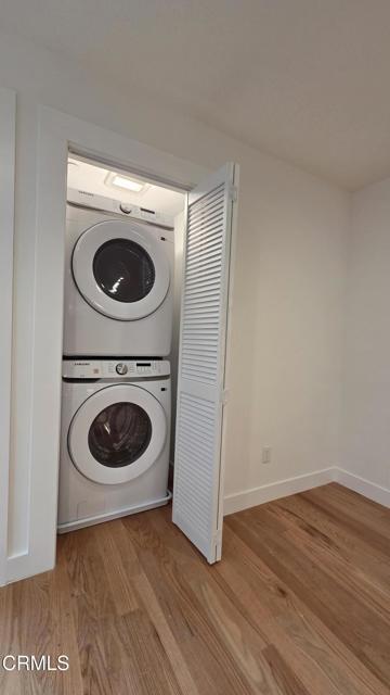 Photo - 915 N Ridgewood Pl