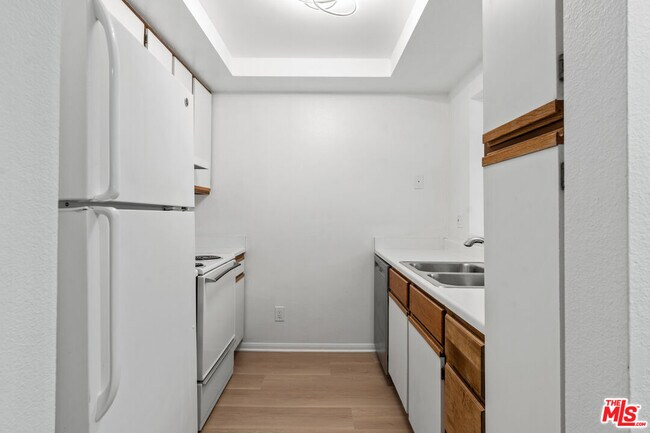 Photo - 501 Palisades Dr Unit 205