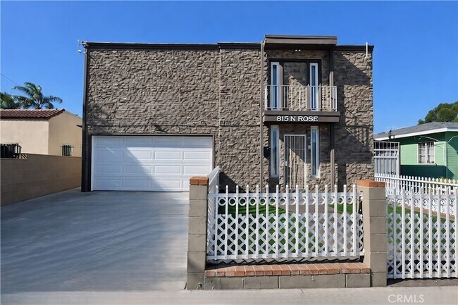 Photo - 815 N Rose Ave Unit 5