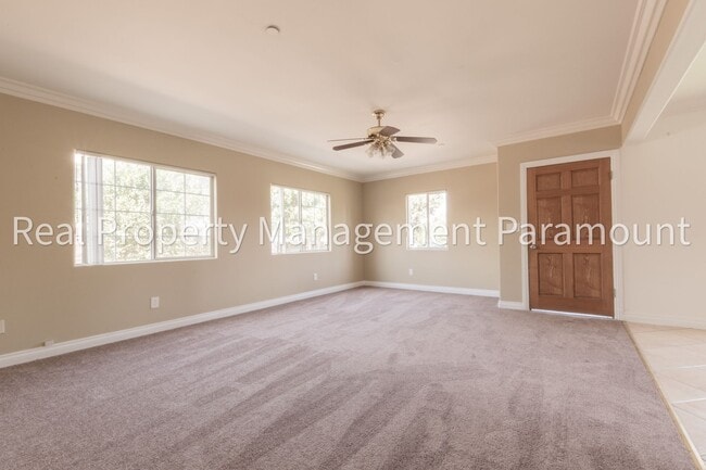 Photo - 3831 Wall St Unit 3831