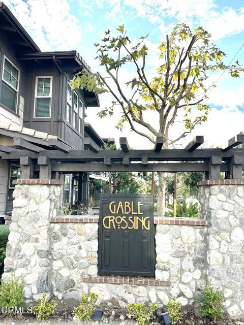 Building Photo - 594 Granite St