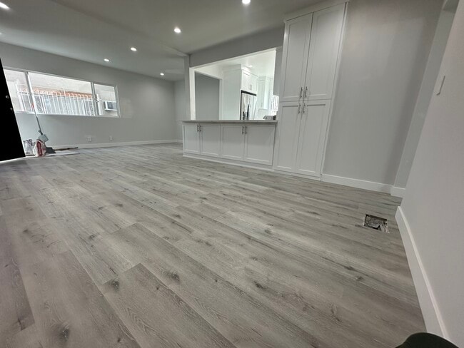 Photo - 8366 Blackburn Ave Unit 1