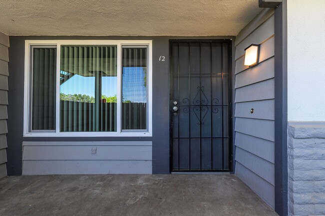 Photo - 1050 Meadow Lake Dr Unit 12