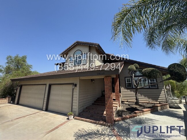 Building Photo - Gated Community Canyon Lake - Large 3 bedr... Rental