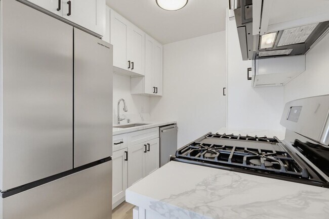 Photo - 6100 West Blvd Unit 08