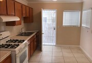 Photo - 2-bedroom Detached House w/ Gated Driveway!