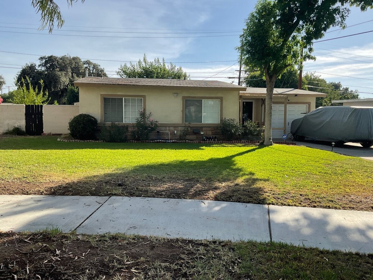 Photo - Great Single Story corner lot home!