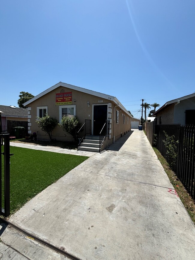 Photo - 318 E 105th St