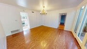 Photo - 1811 Visalia Row