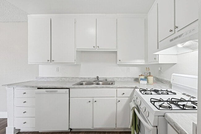 Building Photo - Fountain Park