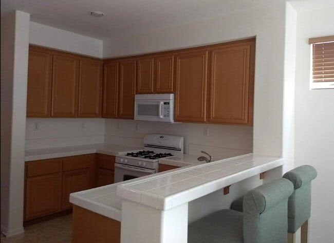 Photo - 4565 Belford Way