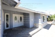 Photo - 1707 Evergreen Ave House