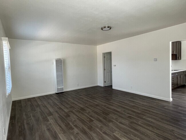 Photo - Large Upgraded One Bedroom Apartment!