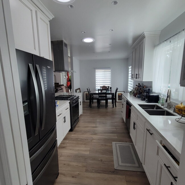 Photo - 3113 Virginia Ave