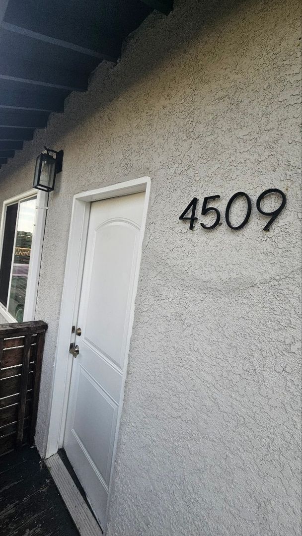 Photo - 1100 W 45th St Unit KANSAS(4509)