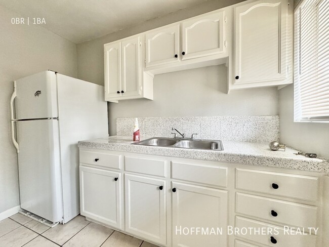 Photo - 323 Hermosa Ave Unit B