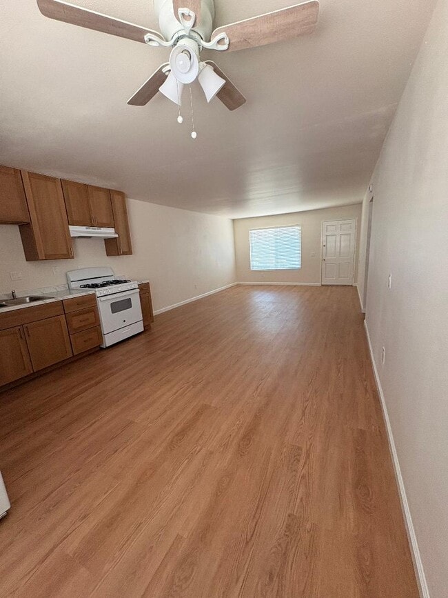 Photo - 523 Aster St Unit 523 Aster - 2BR/2BA