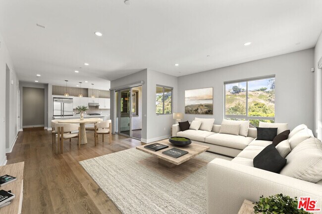 Photo - 12705 Bluff Creek Dr Unit 3