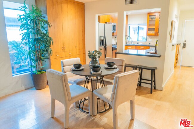 Photo - 880 Hilldale Ave Unit 10