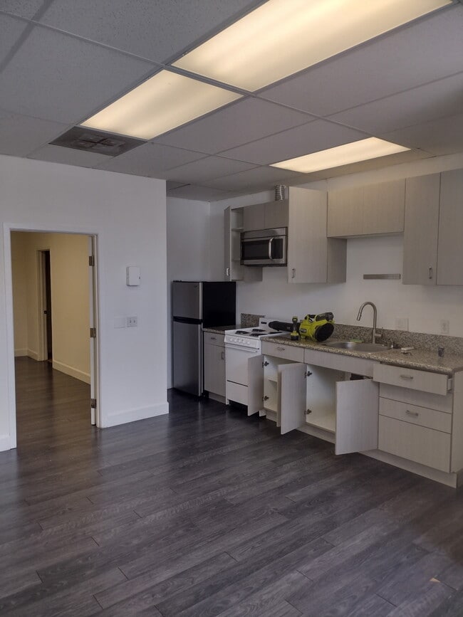 Photo - 7440 Girard Ave Unit 7442-A