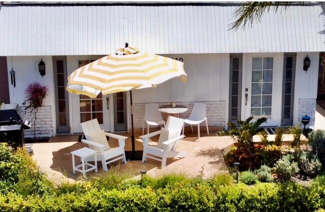 Front Patio - 150 Pomona Ave Unit #4