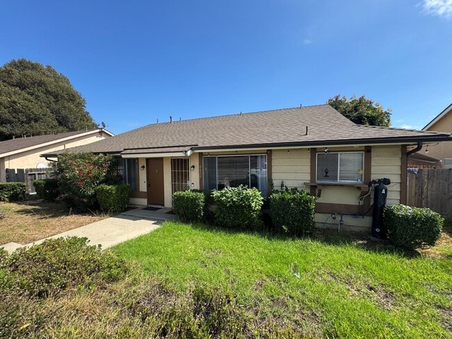 Building Photo - East Ventura Duplex- Private Yard Unit 8822 North Bank Drive Rental