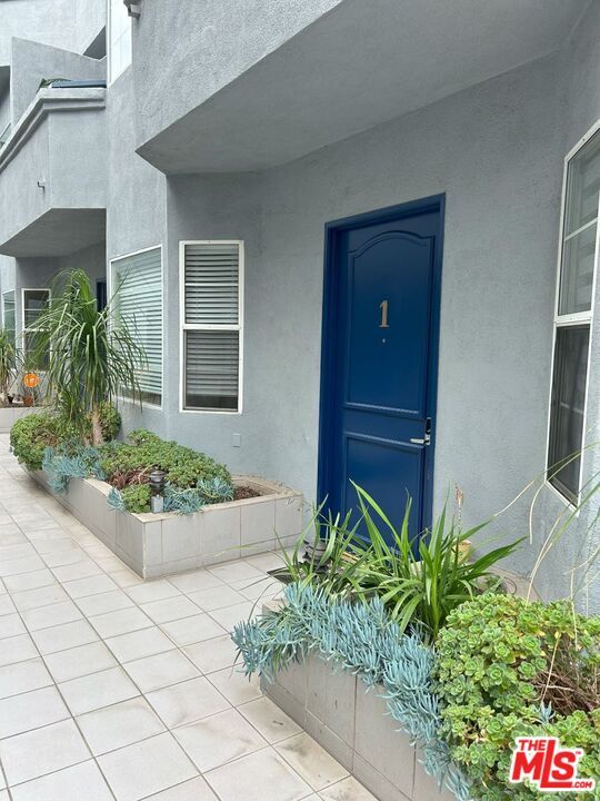 Photo - 7916 Blackburn Ave Unit 1