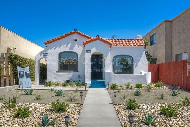 Building Photo - 4685 Hamilton St