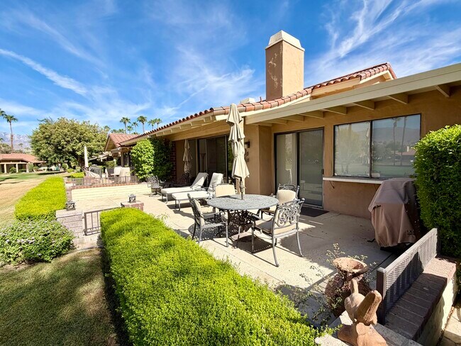 Photo - 347 Villena Way