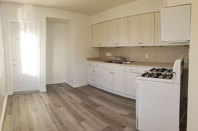 Photo - Charming cottage style home w/ huge private yard in La Mesa (4812)
