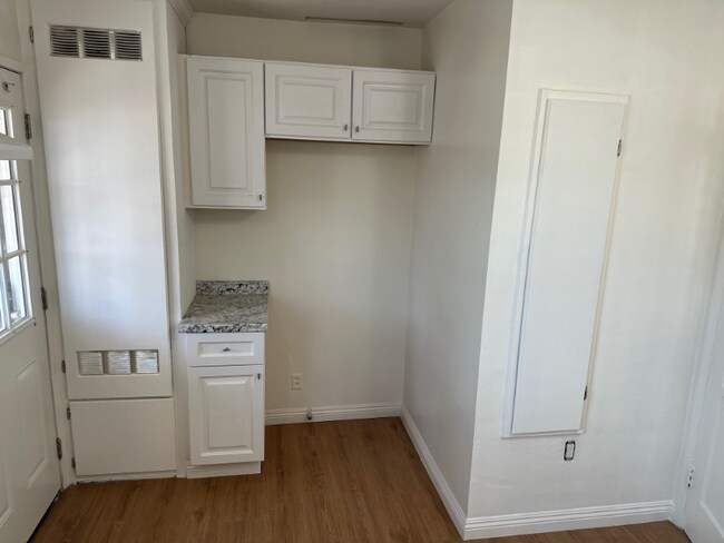 Photo - 7329 Normandie Ave Unit 7329